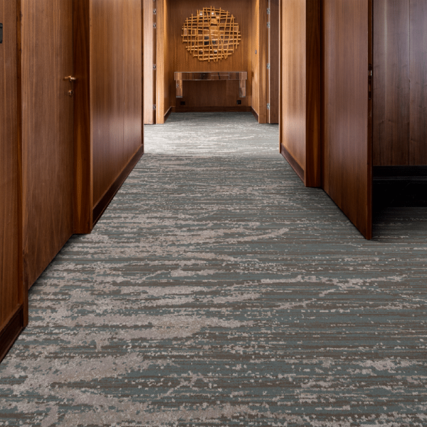 Complex-I-corridor-hotel-carpet